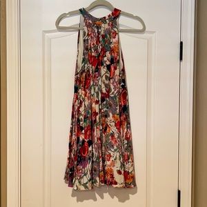 New! Floral knee length dress